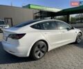 Білий Тесла Модель 3, об'ємом двигуна 0 л та пробігом 37 тис. км за 22500 $, фото 5 на Automoto.ua