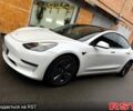 Білий Тесла Модель 3, об'ємом двигуна 0 л та пробігом 45 тис. км за 29000 $, фото 1 на Automoto.ua