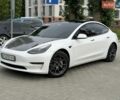 Белый Тесла Модель 3, объемом двигателя 0 л и пробегом 90 тыс. км за 14888 $, фото 6 на Automoto.ua