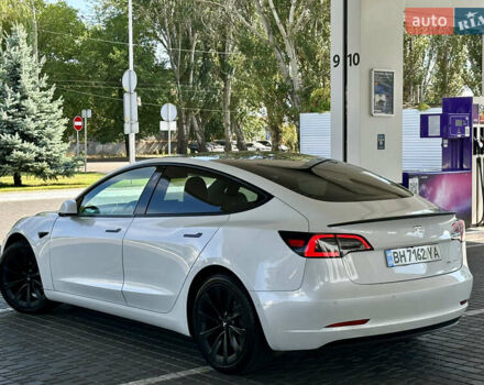 Тесла Модель 3 2021 у Одесі на Automoto.ua Білий Тесла Модель 3, об'ємом двигуна 0 л та пробігом 98 тис. км за 17800 $, фото 26 на Automoto.ua