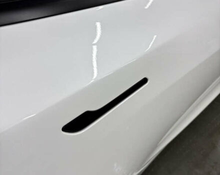 Білий Тесла Модель 3, об'ємом двигуна 0 л та пробігом 113 тис. км за 20200 $, фото 33 на Automoto.ua