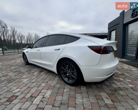 Білий Тесла Модель 3, об'ємом двигуна 0 л та пробігом 84 тис. км за 18300 $, фото 38 на Automoto.ua