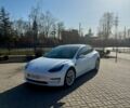 Білий Тесла Модель 3, об'ємом двигуна 0 л та пробігом 107 тис. км за 19800 $, фото 5 на Automoto.ua