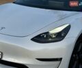 Білий Тесла Модель 3, об'ємом двигуна 0 л та пробігом 88 тис. км за 20950 $, фото 22 на Automoto.ua