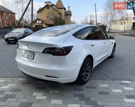 Белый Тесла Модель 3, объемом двигателя 0 л и пробегом 37 тыс. км за 19999 $, фото 47 на Automoto.ua