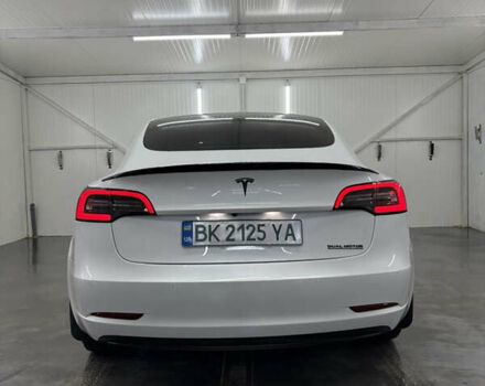 Білий Тесла Модель 3, об'ємом двигуна 0 л та пробігом 113 тис. км за 20200 $, фото 53 на Automoto.ua