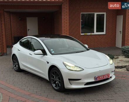 Білий Тесла Модель 3, об'ємом двигуна 0 л та пробігом 166 тис. км за 14900 $, фото 1 на Automoto.ua