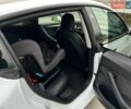 Білий Тесла Модель 3, об'ємом двигуна 0 л та пробігом 100 тис. км за 21000 $, фото 10 на Automoto.ua