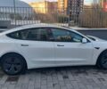 Білий Тесла Модель 3, об'ємом двигуна 0 л та пробігом 60 тис. км за 22600 $, фото 3 на Automoto.ua