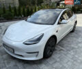 Білий Тесла Модель 3, об'ємом двигуна 0 л та пробігом 32 тис. км за 26900 $, фото 3 на Automoto.ua
