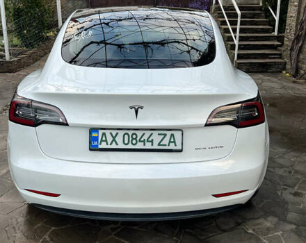 Білий Тесла Модель 3, об'ємом двигуна 0 л та пробігом 57 тис. км за 23000 $, фото 4 на Automoto.ua