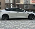 Белый Тесла Модель 3, объемом двигателя 0 л и пробегом 65 тыс. км за 14800 $, фото 4 на Automoto.ua