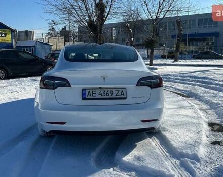 Белый Тесла Модель 3, объемом двигателя 0 л и пробегом 11 тыс. км за 20400 $, фото 3 на Automoto.ua