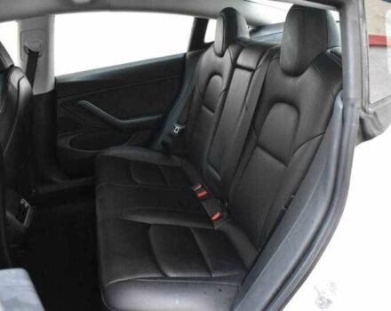 Белый Тесла Модель 3, объемом двигателя 0 л и пробегом 47 тыс. км за 7600 $, фото 12 на Automoto.ua