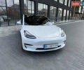 Белый Тесла Модель 3, объемом двигателя 0 л и пробегом 37 тыс. км за 19999 $, фото 74 на Automoto.ua