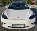Білий Тесла Модель 3, об'ємом двигуна 0 л та пробігом 37 тис. км за 22500 $, фото 2 на Automoto.ua