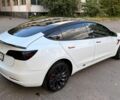Білий Тесла Модель 3, об'ємом двигуна 0 л та пробігом 70 тис. км за 22500 $, фото 4 на Automoto.ua