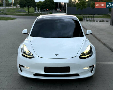 Білий Тесла Модель 3, об'ємом двигуна 0 л та пробігом 93 тис. км за 23000 $, фото 3 на Automoto.ua