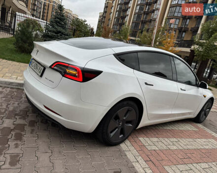 Белый Тесла Модель 3, объемом двигателя 0 л и пробегом 45 тыс. км за 29000 $, фото 44 на Automoto.ua