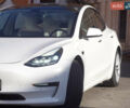 Білий Тесла Модель 3, об'ємом двигуна 0 л та пробігом 64 тис. км за 21500 $, фото 9 на Automoto.ua