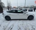 Белый Тесла Модель 3, объемом двигателя 0 л и пробегом 64 тыс. км за 22500 $, фото 2 на Automoto.ua
