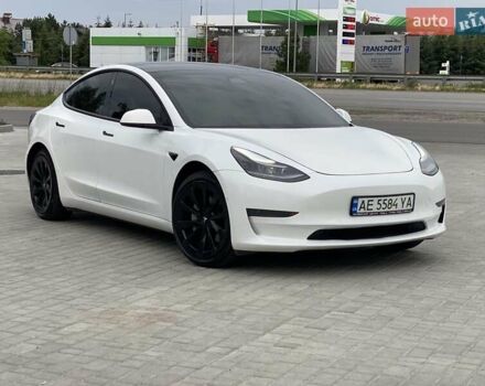 Білий Тесла Модель 3, об'ємом двигуна 0 л та пробігом 91 тис. км за 18500 $, фото 24 на Automoto.ua