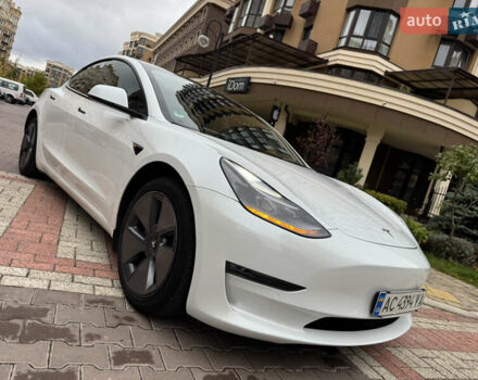 Белый Тесла Модель 3, объемом двигателя 0 л и пробегом 45 тыс. км за 29000 $, фото 41 на Automoto.ua