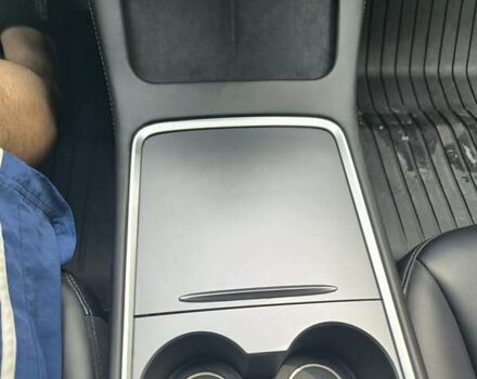 Белый Тесла Модель 3, объемом двигателя 0 л и пробегом 55 тыс. км за 17650 $, фото 18 на Automoto.ua