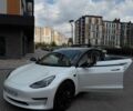 Білий Тесла Модель 3, об'ємом двигуна 0 л та пробігом 86 тис. км за 25000 $, фото 1 на Automoto.ua