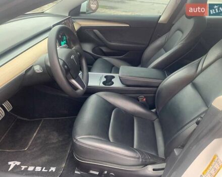 Белый Тесла Модель 3, объемом двигателя 0 л и пробегом 134 тыс. км за 19500 $, фото 10 на Automoto.ua