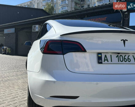 Белый Тесла Модель 3, объемом двигателя 0 л и пробегом 39 тыс. км за 21100 $, фото 12 на Automoto.ua