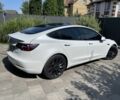 Тесла Модель 3 2021 в Вышгороде на Automoto.ua Белый Тесла Модель 3, объемом двигателя 0 л и пробегом 50 тыс. км за 23500 $, фото 3 на Automoto.ua