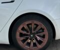 Білий Тесла Модель 3, об'ємом двигуна 0 л та пробігом 93 тис. км за 16500 $, фото 10 на Automoto.ua