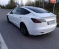 Белый Тесла Модель 3, объемом двигателя 0 л и пробегом 190 тыс. км за 17000 $, фото 5 на Automoto.ua