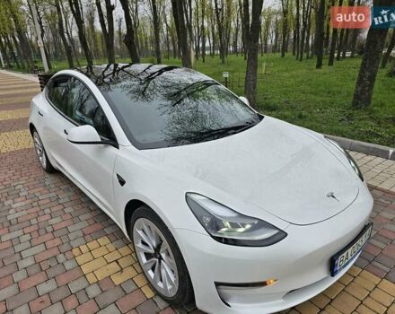 Белый Тесла Модель 3, объемом двигателя 0 л и пробегом 25 тыс. км за 29000 $, фото 18 на Automoto.ua