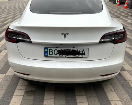 Белый Тесла Модель 3, объемом двигателя 0 л и пробегом 38 тыс. км за 15400 $, фото 17 на Automoto.ua