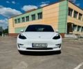 Белый Тесла Модель 3, объемом двигателя 0 л и пробегом 129 тыс. км за 21999 $, фото 1 на Automoto.ua
