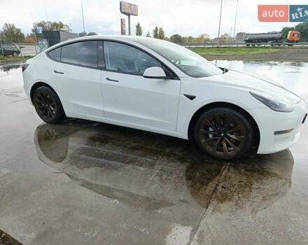 Білий Тесла Модель 3, об'ємом двигуна 0 л та пробігом 80 тис. км за 18999 $, фото 8 на Automoto.ua