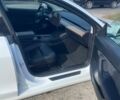 Білий Тесла Модель 3, об'ємом двигуна 0 л та пробігом 64 тис. км за 17500 $, фото 6 на Automoto.ua