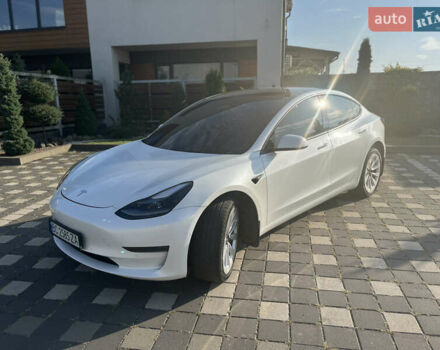 Белый Тесла Модель 3, объемом двигателя 0 л и пробегом 85 тыс. км за 20500 $, фото 1 на Automoto.ua