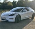 Білий Тесла Модель 3, об'ємом двигуна 0 л та пробігом 90 тис. км за 22927 $, фото 1 на Automoto.ua