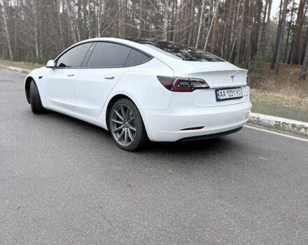 Білий Тесла Модель 3, об'ємом двигуна 0 л та пробігом 119 тис. км за 20800 $, фото 7 на Automoto.ua