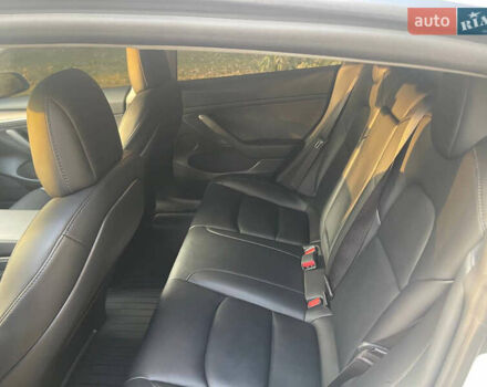 Тесла Модель 3 2021 в Днепре (Днепропетровске) на Automoto.ua Белый Тесла Модель 3, объемом двигателя 0 л и пробегом 131 тыс. км за 21500 $, фото 13 на Automoto.ua