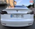 Белый Тесла Модель 3, объемом двигателя 0 л и пробегом 27 тыс. км за 21900 $, фото 2 на Automoto.ua