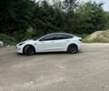 Білий Тесла Модель 3, об'ємом двигуна 0 л та пробігом 90 тис. км за 20100 $, фото 3 на Automoto.ua