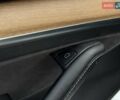 Білий Тесла Модель 3, об'ємом двигуна 0 л та пробігом 185 тис. км за 13900 $, фото 22 на Automoto.ua