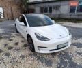 Белый Тесла Модель 3, объемом двигателя 0 л и пробегом 71 тыс. км за 18700 $, фото 4 на Automoto.ua