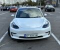 Білий Тесла Модель 3, об'ємом двигуна 0 л та пробігом 73 тис. км за 16600 $, фото 2 на Automoto.ua