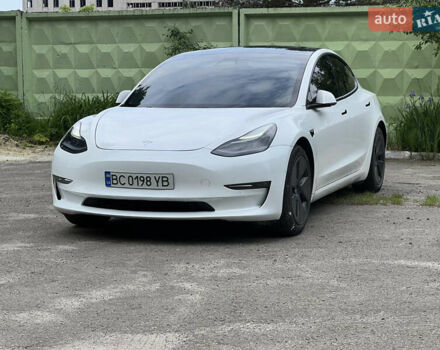 Белый Тесла Модель 3, объемом двигателя 0 л и пробегом 80 тыс. км за 17390 $, фото 1 на Automoto.ua