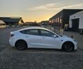 Белый Тесла Модель 3, объемом двигателя 0 л и пробегом 102 тыс. км за 21000 $, фото 2 на Automoto.ua